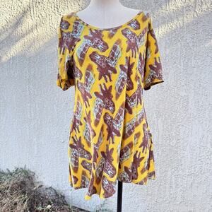 Lularoe Women’s Size Small Giraffe Print Perfect Tee Tunic Safari Zoo
